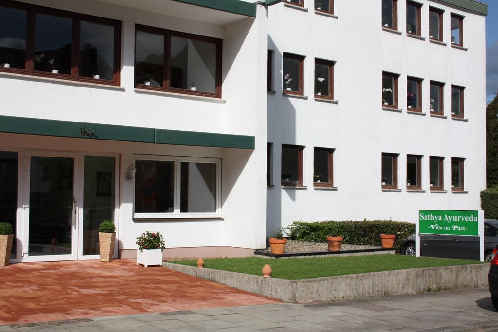 Sathya Ayurveda Hotel Bad Orb Exterior foto